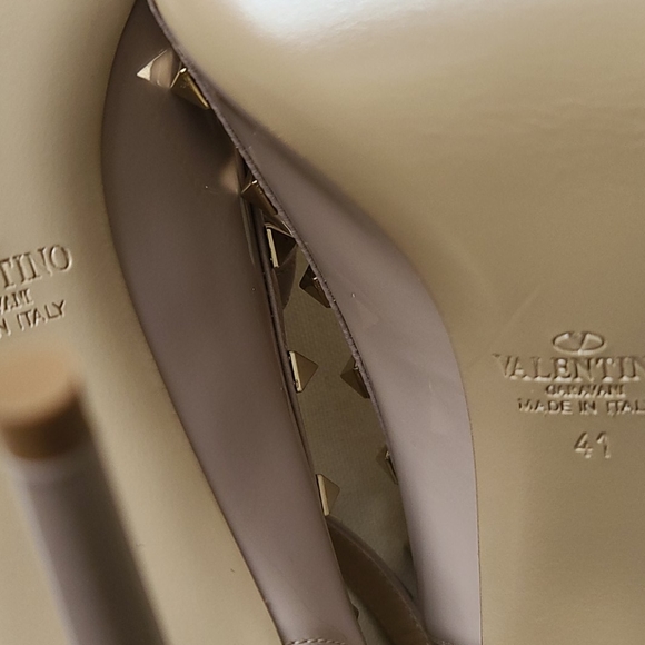 Valentino heels - Picture 3 of 8